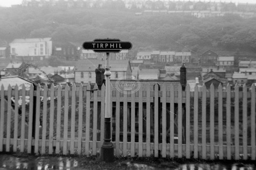 Photo totem sign tirphil - sign,