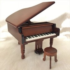 Mini Antique Grand Piano Music