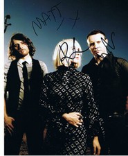 JOY FORMIDABLE signed 8x10