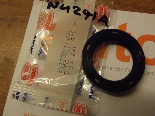 Front crankshaft oil seal - , nok