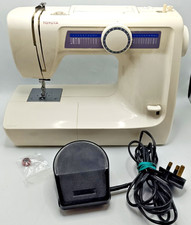 TOSHIBA SEWING MACHINE KB14 RS2000  - WORKING AS SEEN IN VIDEO/NOT USED TO SEW