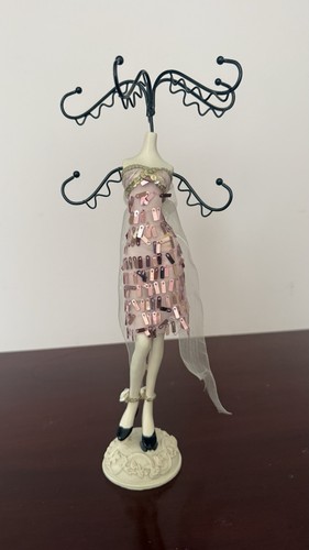 Mannequin shaped desktop - mannequin,