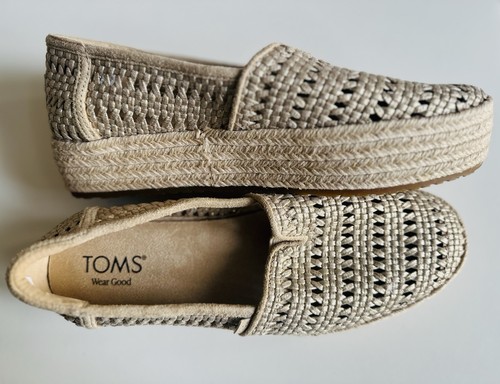 Brand new toms gold - new,