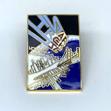 Star Trek Metal The Voyage Home Pin Badge - Star Trek Collectables X12791