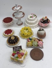 Dolls House cakes, cake stand job lot kitchen cake shop in 1/12th Scale