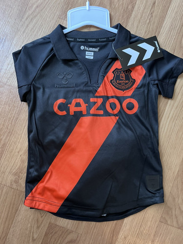 Bnwt hummel everton football - everton,