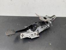 FORD FIESTA MK8 MANUAL BRAKE PEDAL BOX ASSEMBLY 8V51-2450-FB
