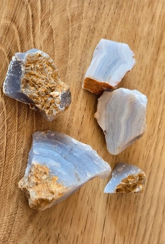Blue lace agate - blue, healing