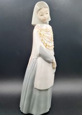 Spanish Zaphir figurine of a