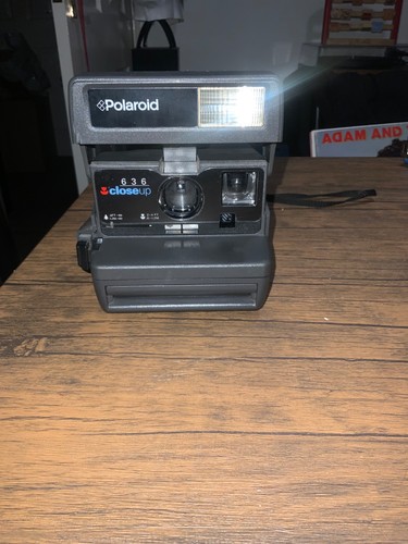 Polaroid 636 close - close, up