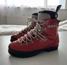 Scarpa Omega Plastic