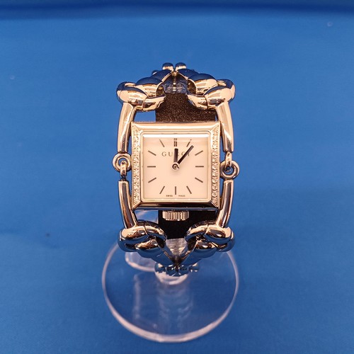 Ladies quartz model - ladies', number
