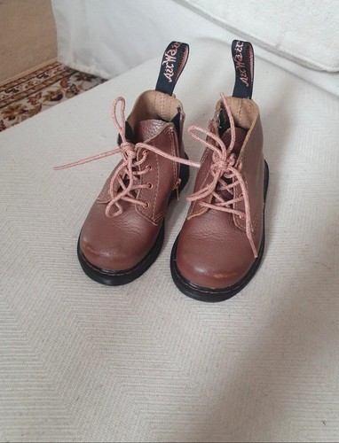 Rose gold baby martens - gold, dr.