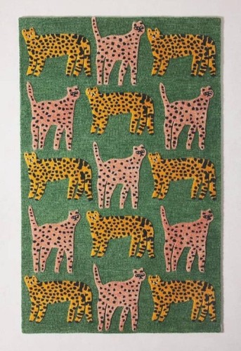 Hand tufted wool leopard - tufted,
