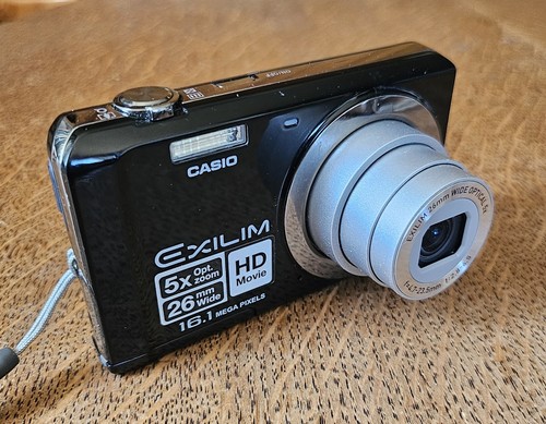 Casio digital camera - digital,