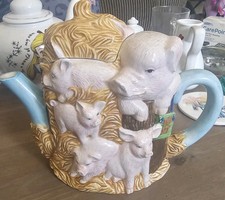 The Leonardo Collection Annie Rowe Pig Sty Farmyard Novelty Pottery Teapot
