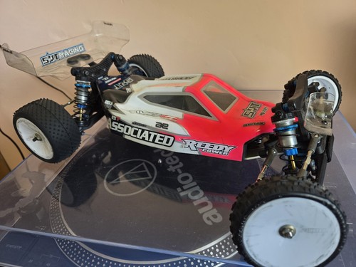 Associated rolling chassis - associated,