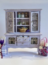 Dolls House 1:12 Dresser &
