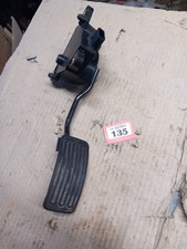 Nissan qashqai accelerator - nissan,