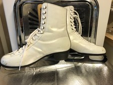Bauer White Leather Figure  Ice Skates UK Size 6-7 Toe-Heel 26 cm