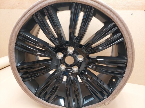 Range rover alloy wheel - 22",