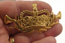 MILITARY BADGE ROYAL MAIL GENERAL POST OFFICE GPO 7CMS by 3.25CMS (280)