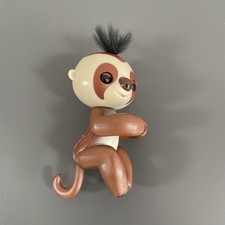 Fingerling Sloth - Kingsley