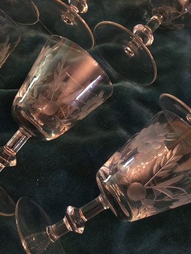 Hand etched wine port - hand,