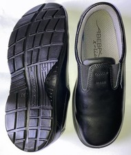 Nurse Shoes Women’s Size 4