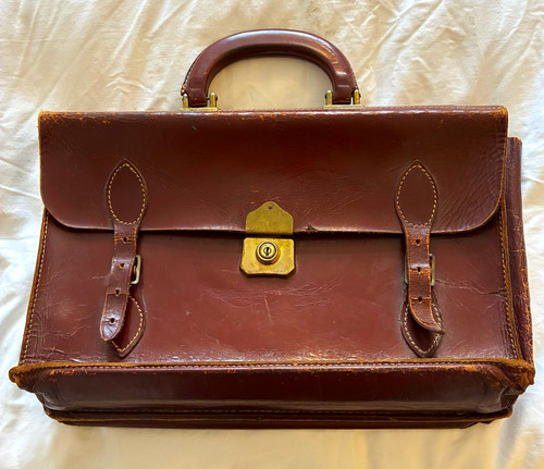 Vintage brown leather hard - brown,