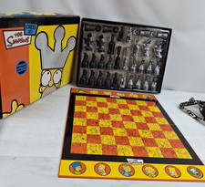 The Simpsons Chess Set Antiqued Metal-Style Playing Pieces Boxed Complete G518