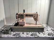 Pink Atlas Sewing Machine w/