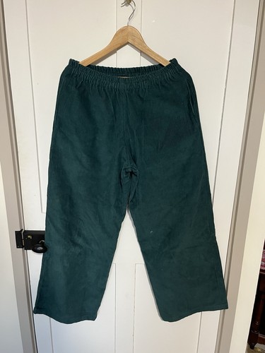 Green corduoroy trousers - green, wide
