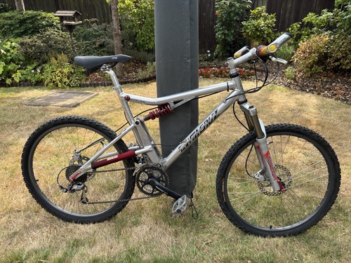 Santa cruz heckler mountain - santa,