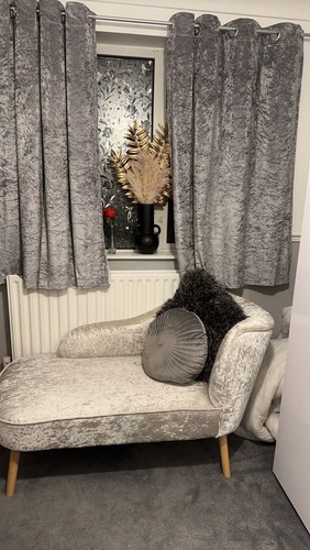 Chaise lounge sofa - chaise,