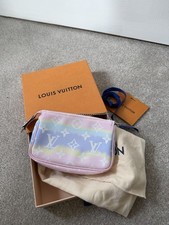 Louis Vuitton Monogram Escale