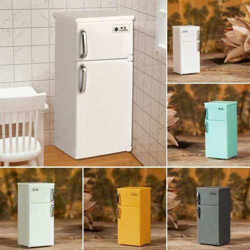 Miniature fridge model - 1:24,