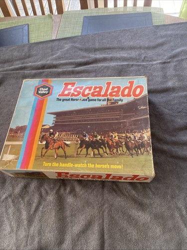 Vintage escalado horse racing - horse,