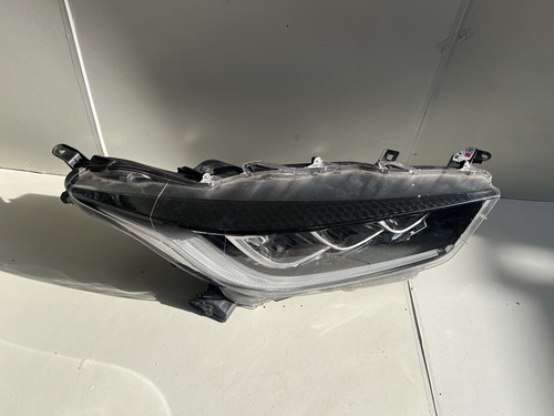 Toyota yaris drivers side - toyota,