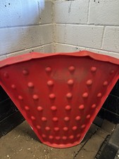 Hay Bar In Red Corner Hay Bar By Classic showjumping Hay Bar