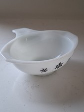 JAJ Pyrex Gaiety Snow Flake