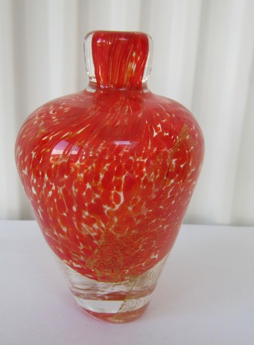 Mdina scarlet red - &, hand