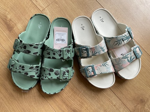 Two pairs patterned - two, coloured