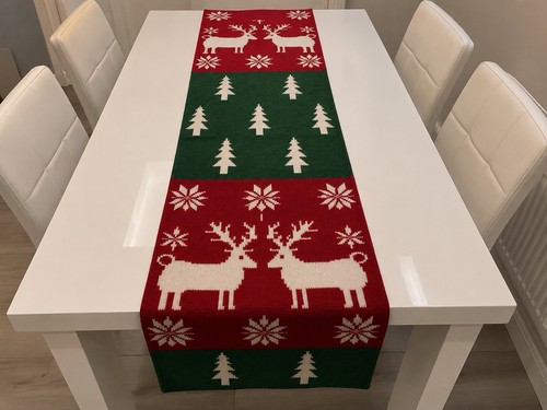 Festive christmas table runner - festive,