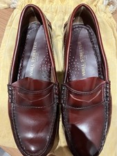 Men’s Wall Streeter Burgundy/Brown Leather Loafer Shoes. Size 8