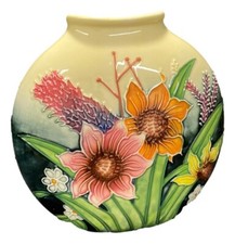 Old Tupton Ware 6" Vase -