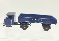 Lledo Trackside LNER  Scammell Scarab Flatbed 1:76 Scale 00 Gauge.
