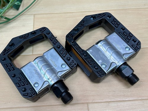Dahon wellgo folding pedals - dahon,
