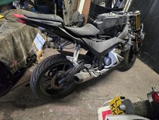 Yamaha Yzf R125 2015  Breaking