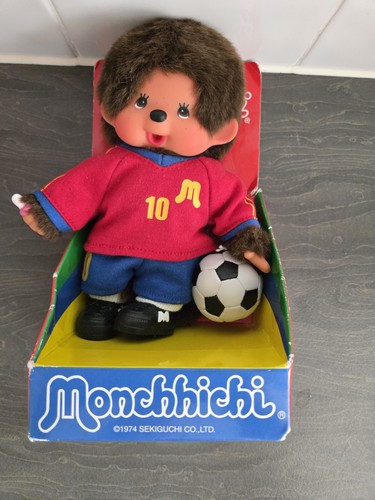 Rare monchhichi footballer - rare,